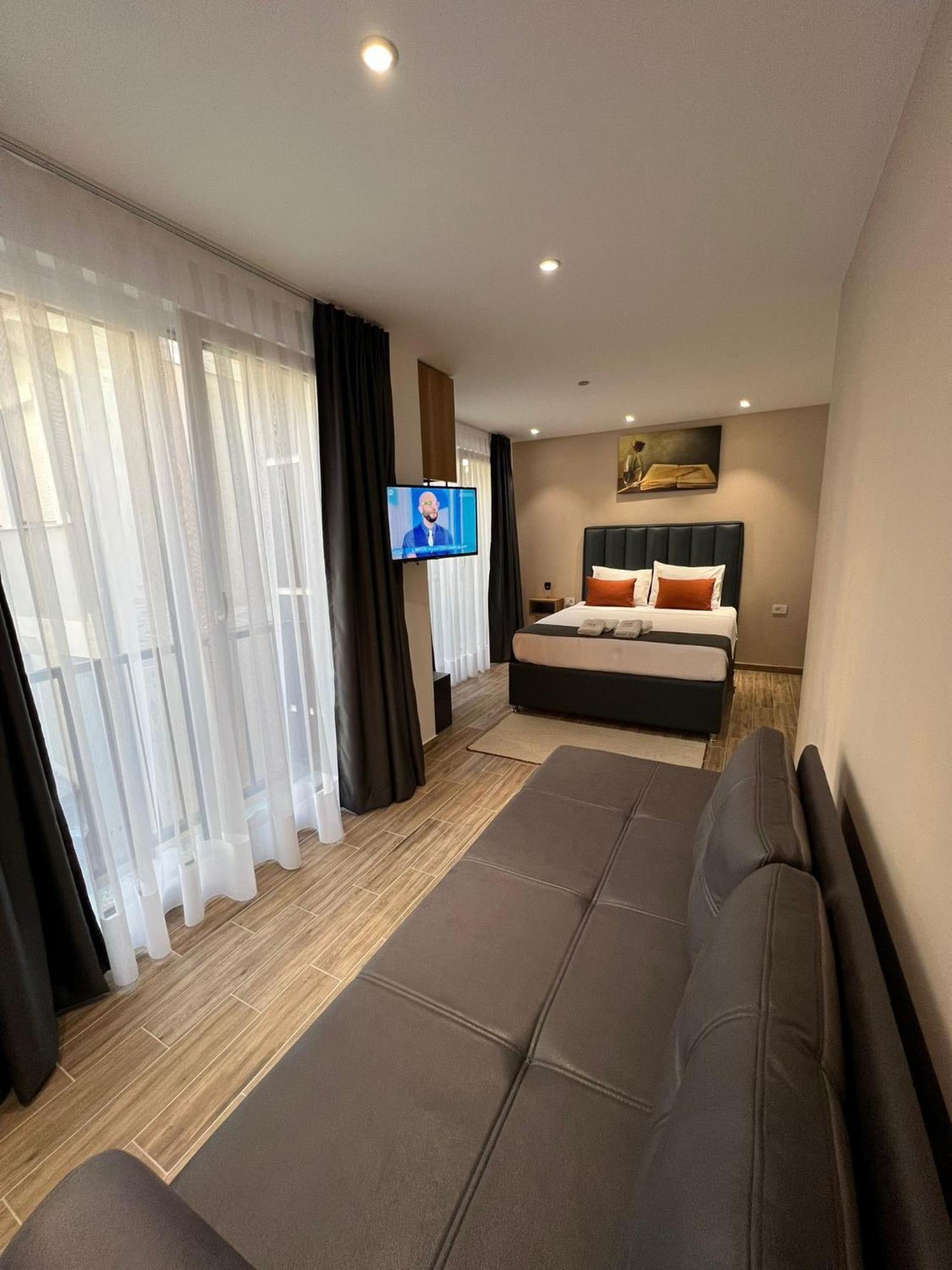 Comfort Hotel Στρούγκα Εξωτερικό φωτογραφία