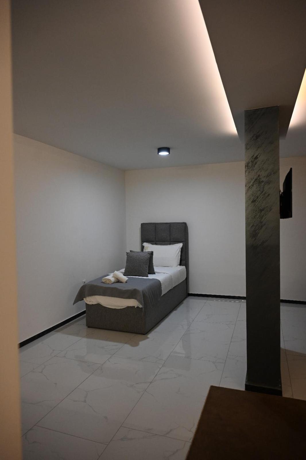 Comfort Hotel Στρούγκα Εξωτερικό φωτογραφία